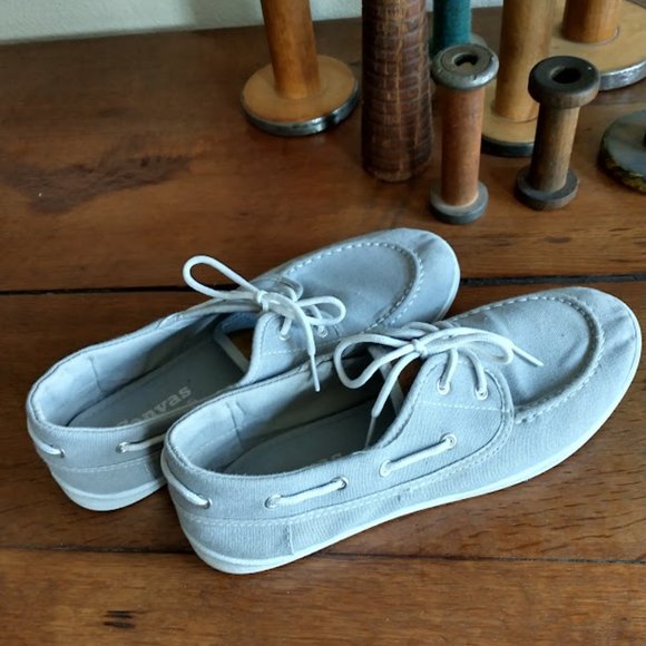 CASUAL DECK SHOES - light weight Canvas Casuals - Picture 2 of 4